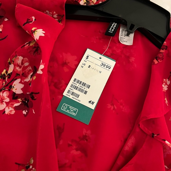 NEW WITH TAGS Red Floral Dress - Picture 4 of 5